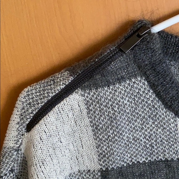 Banana Republic Mini sweater dress - Picture 4 of 7